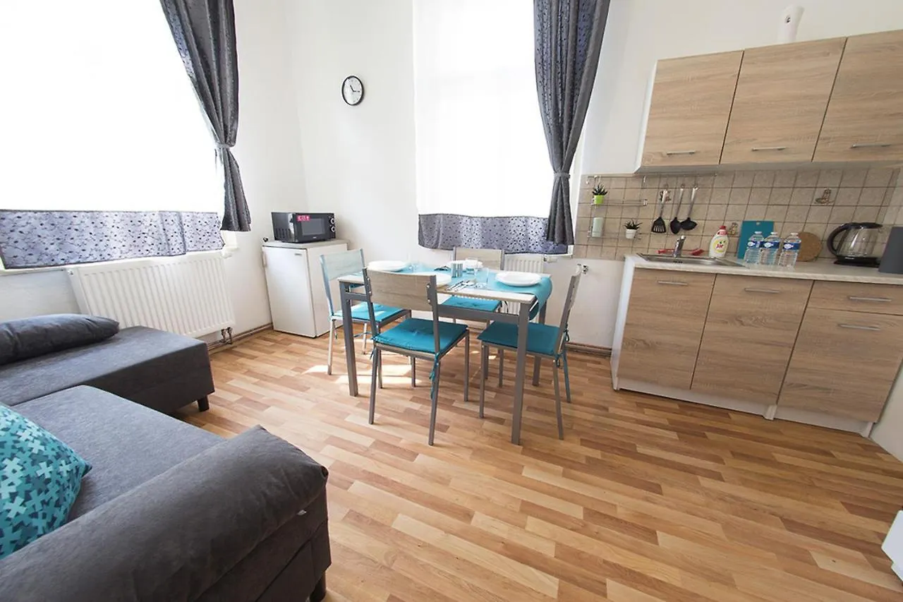 Lucky Angel Apartments In Prag