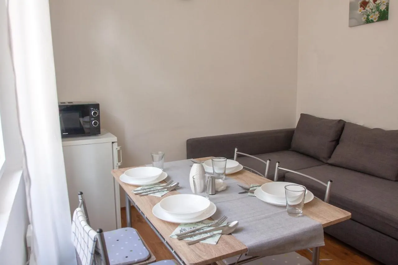 Lucky Angel Apartments In Prag