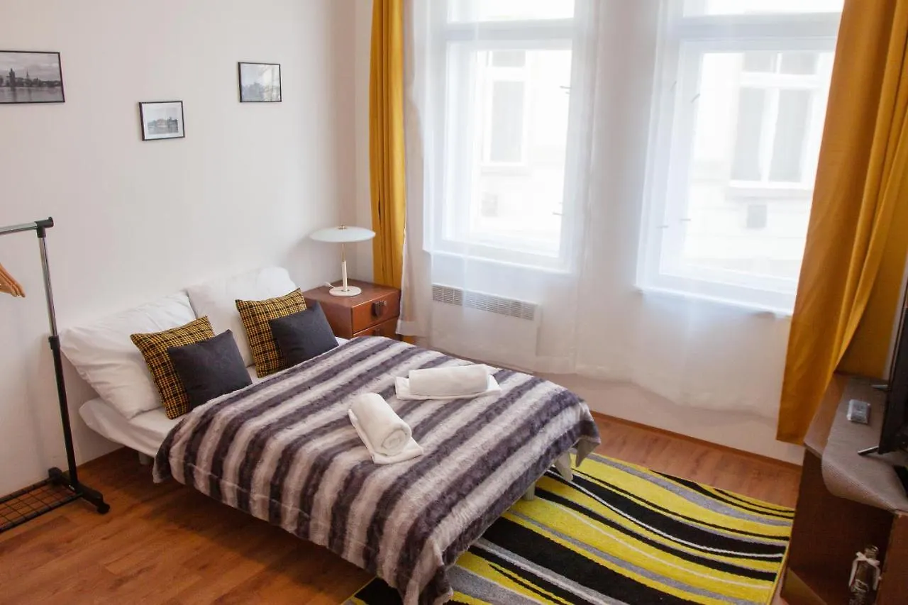 Lucky Angel Apartments In Prag Tjekkiet